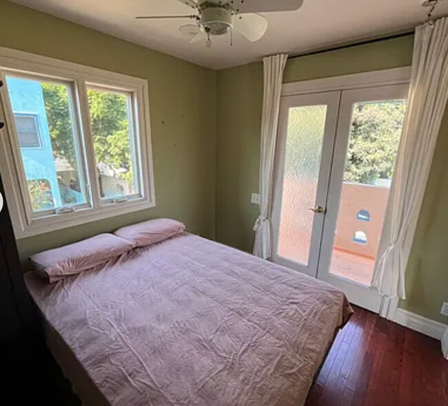 Foto del edificio - 7770 Selma Ave