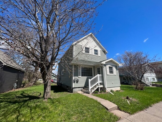 Building Photo - 2619 N 21st St