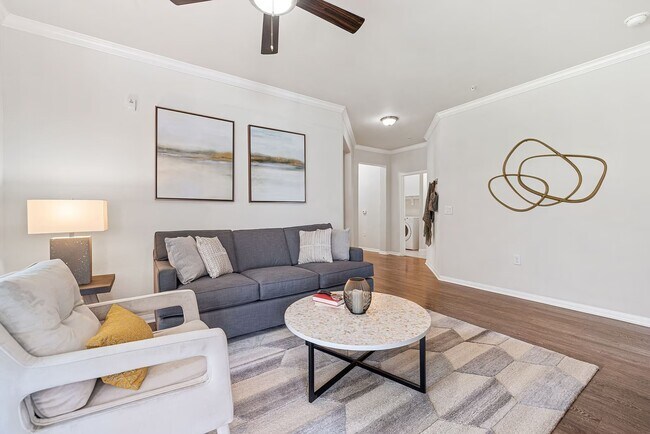 Foto del edificio - Modern 1-Bed Living with Waived Fees!