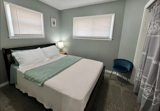 Building Photo - 1708 11th Ave