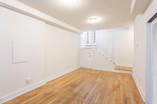 Photo - 1706 Fontain St Apartment