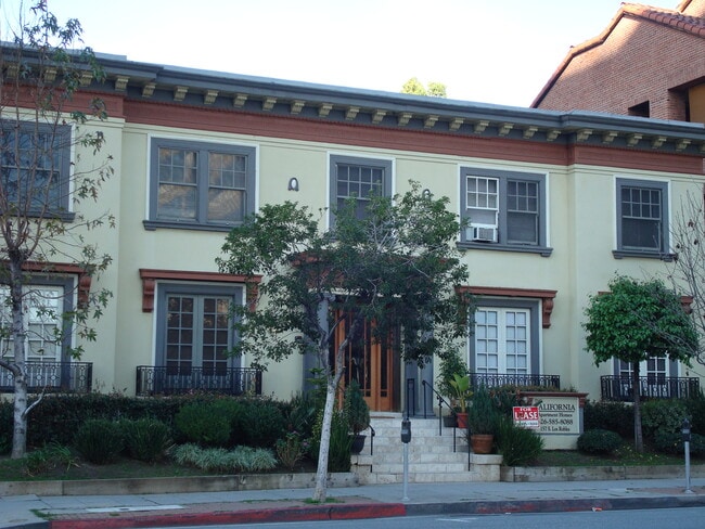 Building Photo - 157 S Los Robles Ave