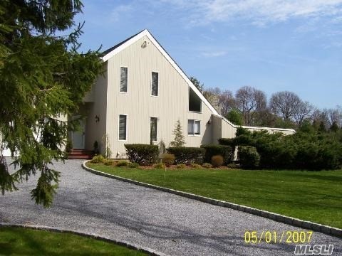 Primary Photo - 23 Strathmore Ct