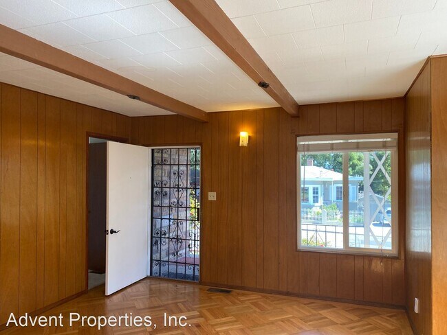 Foto del edificio - 3 br, 2 bath House - 3915 Magee Ave