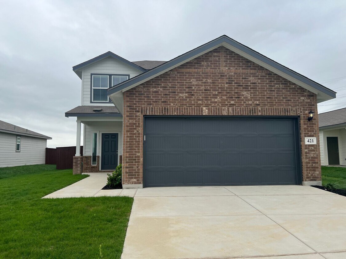 Primary Photo - Beautiful 4/2.5 home in Hannah Heights