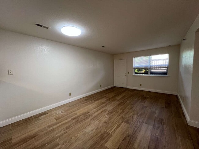 Foto del edificio - 428 Kays Ln