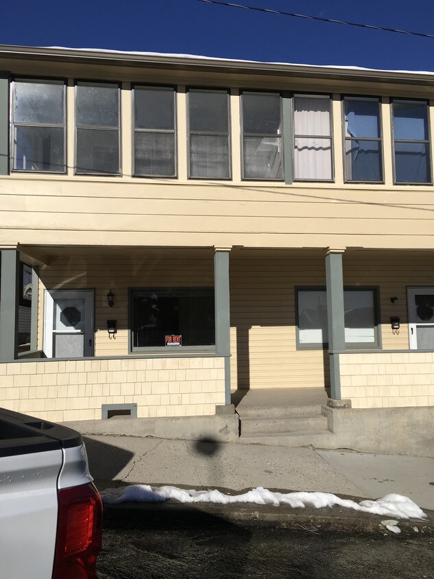 Primary Photo - 1125 W Park St