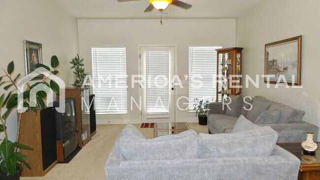 Foto del edificio - Home Available for Rent in Pinson!!! Avail...