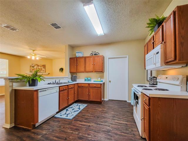 Foto del edificio - 10817 Fawn Valley Dr