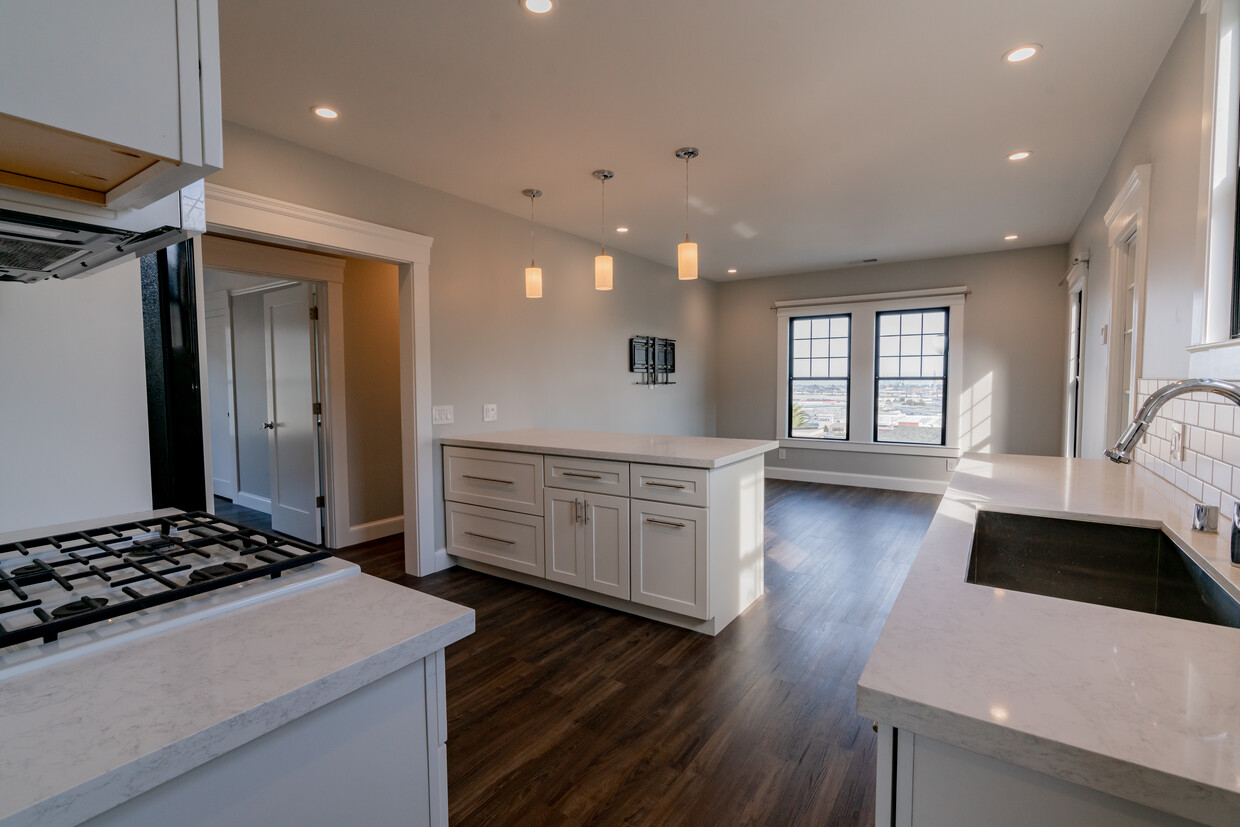 Foto principal - 1230 Cortland Ave