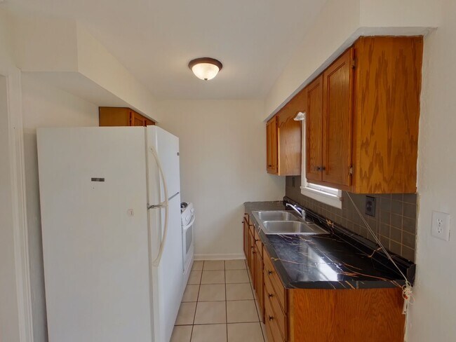 Foto del edificio - 1607 N Erie St