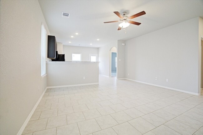 Building Photo - 25830 Northpark Pine Dr