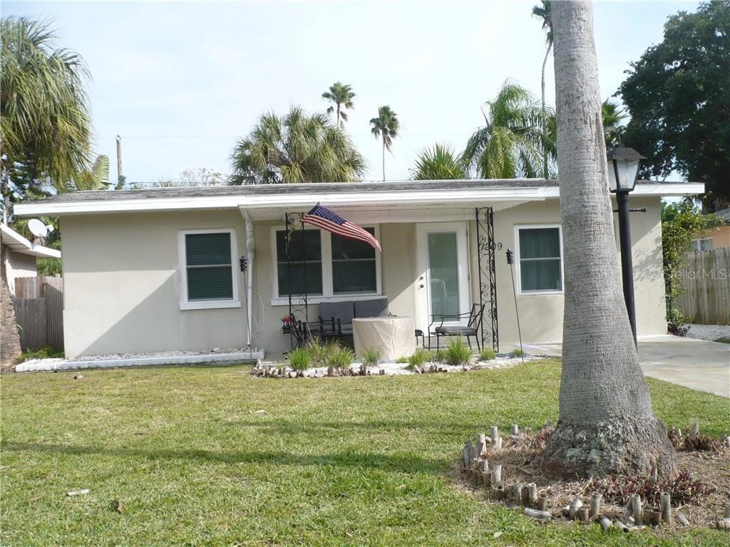 Primary Photo - 1209 Bay Pine Blvd