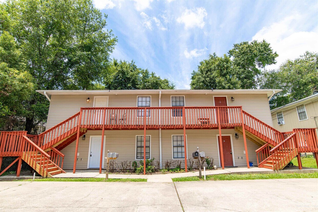 Foto principal - 1416 Charlotte St