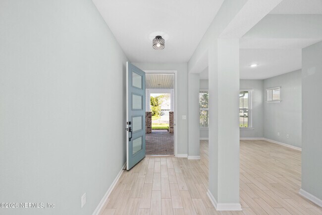 Foto del edificio - 812 Windley Dr
