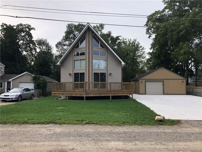 Building Photo - 150 New Ct