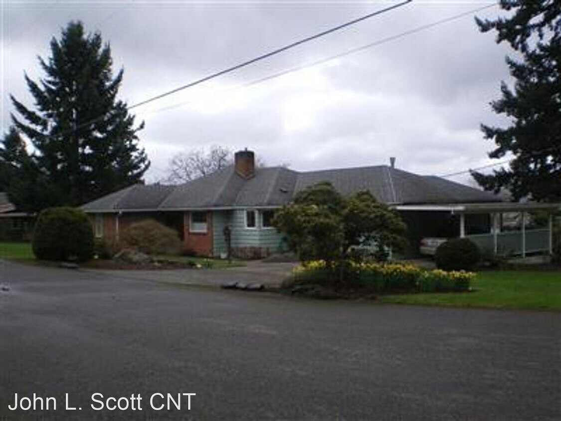 Primary Photo - 3 br, 2.5 bath House - 411 Byrd St.