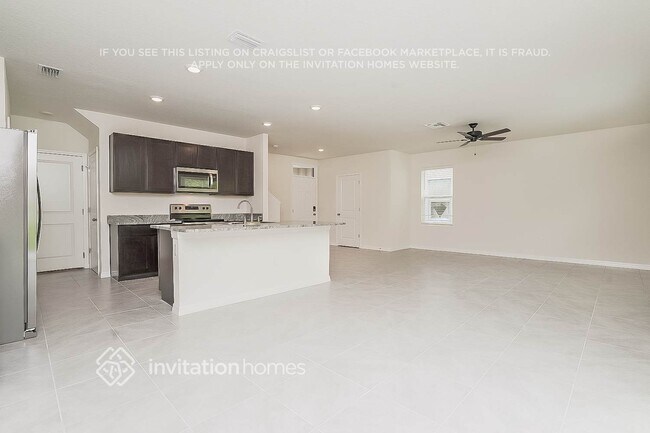 Foto del edificio - 7735 Cypress Walk Dr