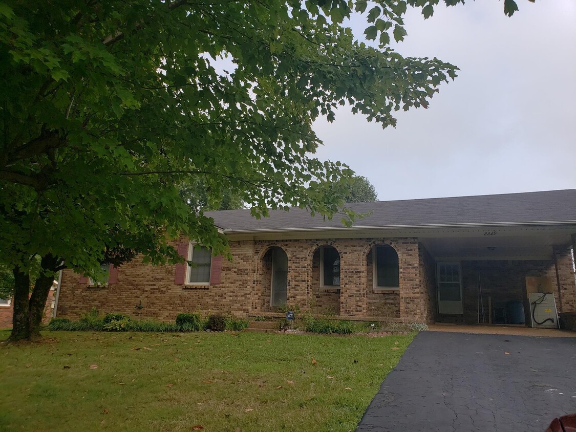 Primary Photo - 2229 Lambert Dr