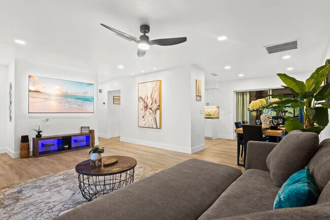 Foto del edificio - 1311 Cypress Ave