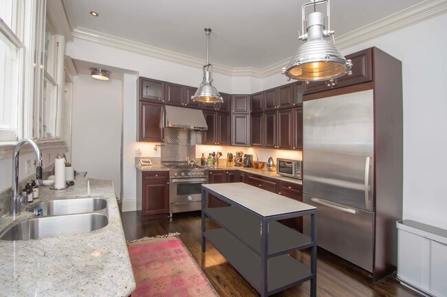 Building Photo - Coming Soon Stunning 3bed/2.5bath level flat in Pacific Heights