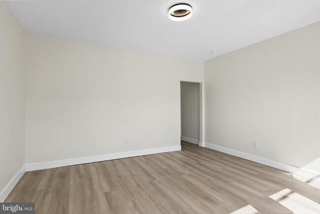 Foto del edificio - 607 Station Ave