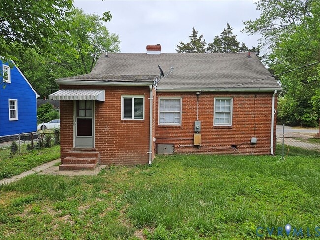 Building Photo - 1305 Chambers St