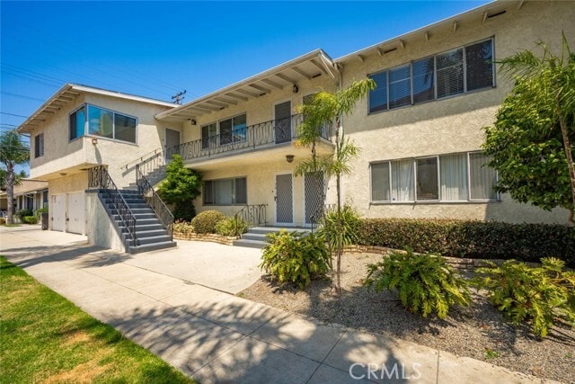 Primary Photo - 14 Gaviota Ave