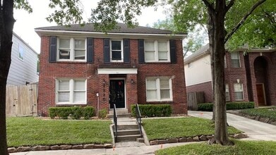 Building Photo - 1320 W Pierce St