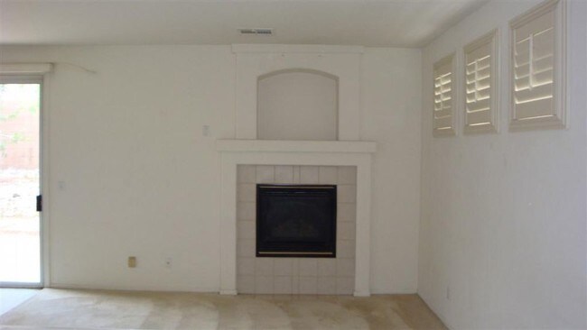 Building Photo - 10040 Peach Flower Ct