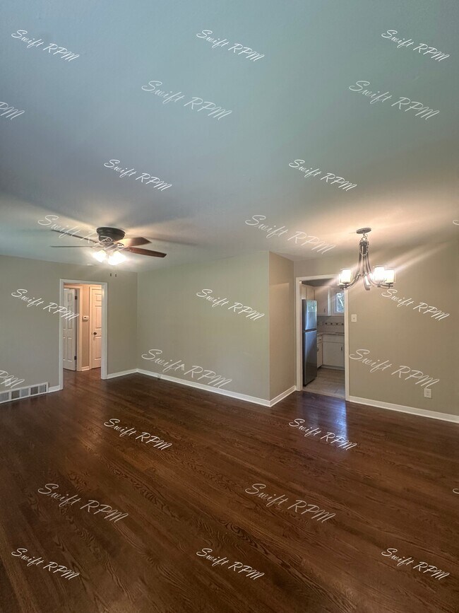 Building Photo - 7100 Santa Fe Dr
