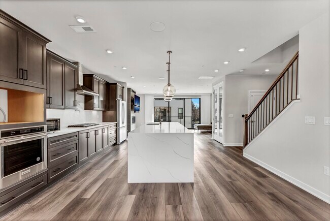 Foto del edificio - 7463 Backett Wood Ter