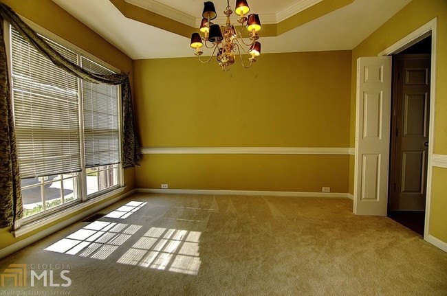 Building Photo - 4725 Pomarine Cir NW