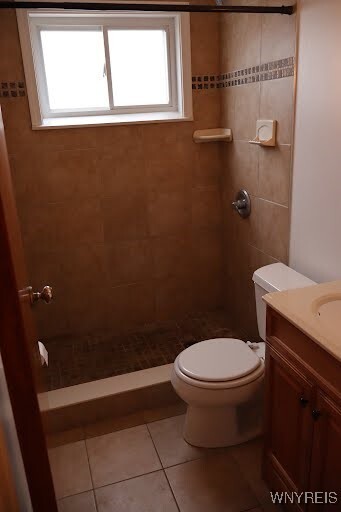 Building Photo - 465 Wehrle Dr