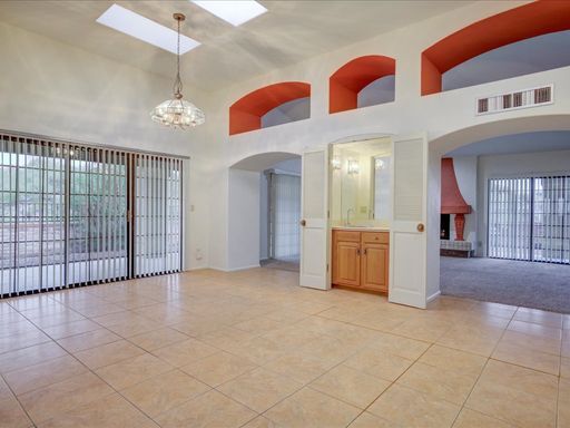 Foto del edificio - 4130 E Pontatoc Canyon Dr