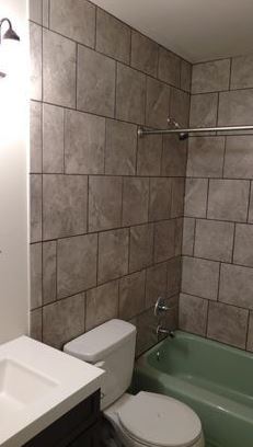 Building Photo - Semple Duplex