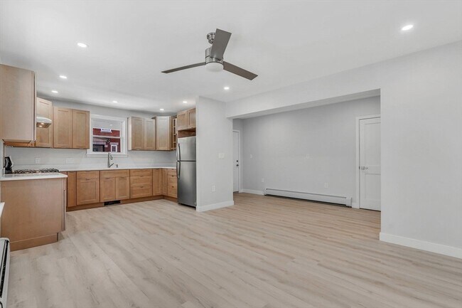 Foto del edificio - 74 Ruthven St