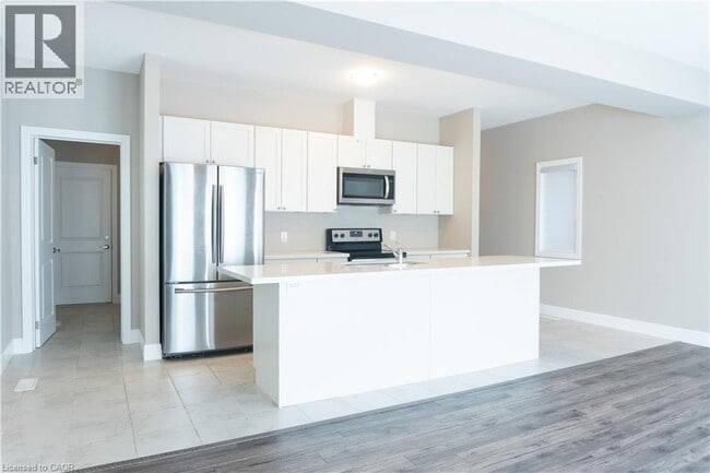 Building Photo - 59 Pondcliffe Dr