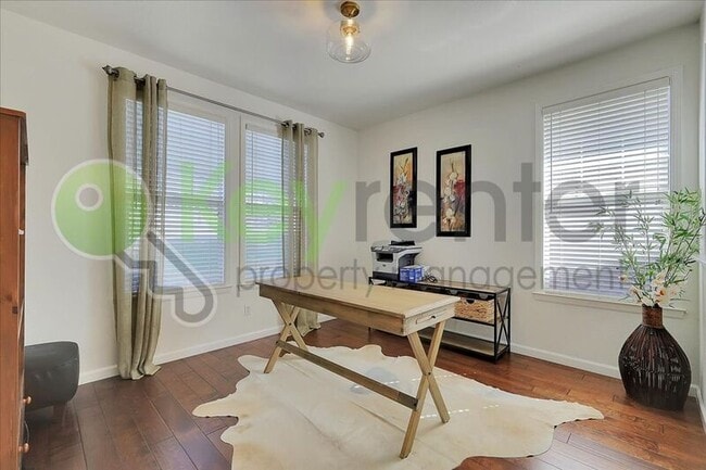 Building Photo - 4510 Pheasant Ln
