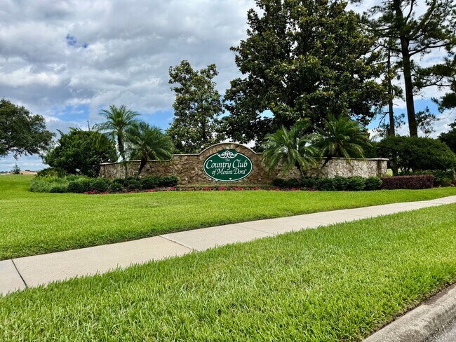 Foto del edificio - 1866 Stafford Springs Blvd