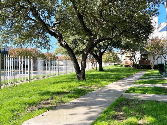 Foto del edificio - 3117 Sondra Dr