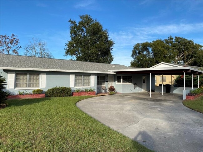 Building Photo - 2019 Beatrice Dr