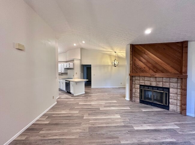 Foto del edificio - 263 Sumption Dr