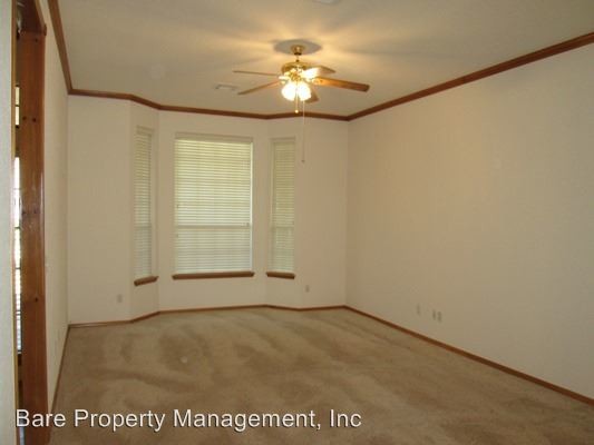 Building Photo - 3 br, 2 bath House - 3601 Country Club Drive