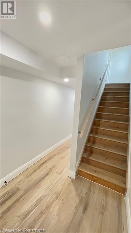 Building Photo - 83 Pondcliffe Dr
