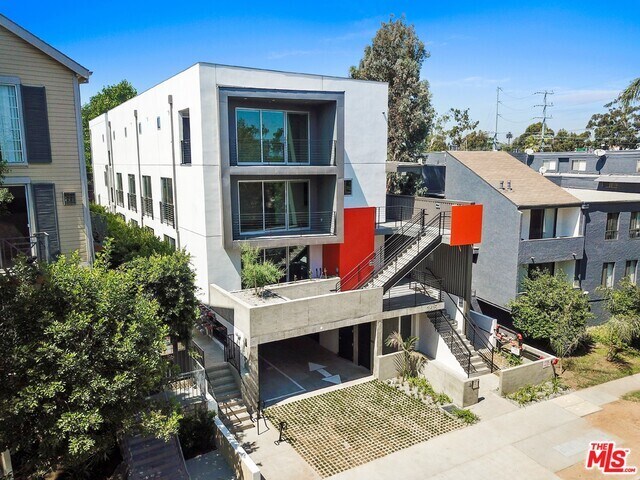 Foto principal - 3615 Cardiff Ave