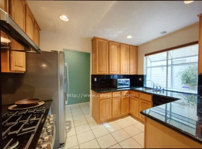 Building Photo - 1535 Goody Ln