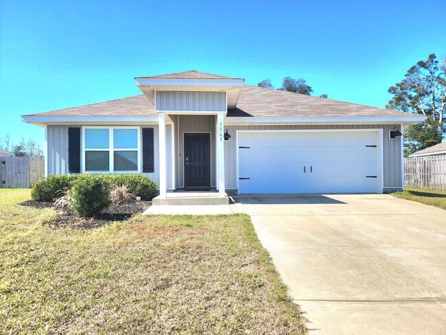 Foto del edificio - Perfectly Located, Pet Friendly, 4/2 Home ...
