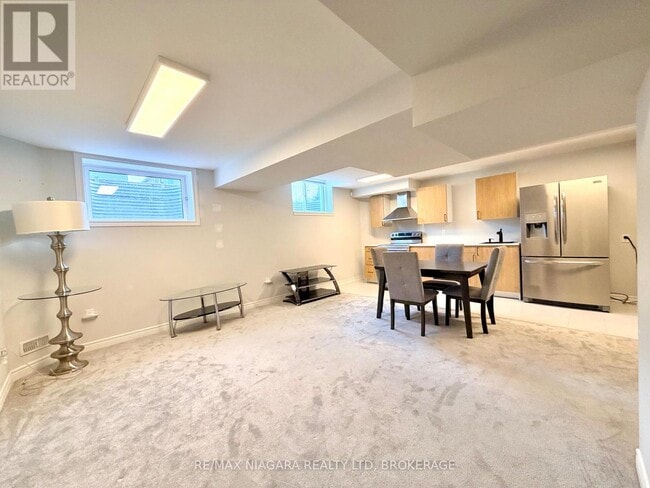 Building Photo - 9469 Tallgrass Ave