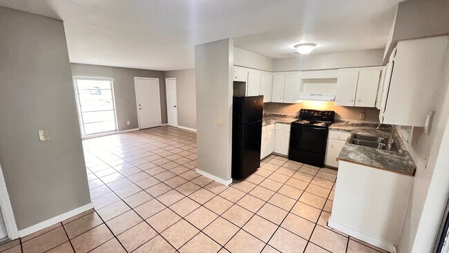 Foto del edificio - Lovely 3 Bd/2 Ba Home in Orlando!! Great L...